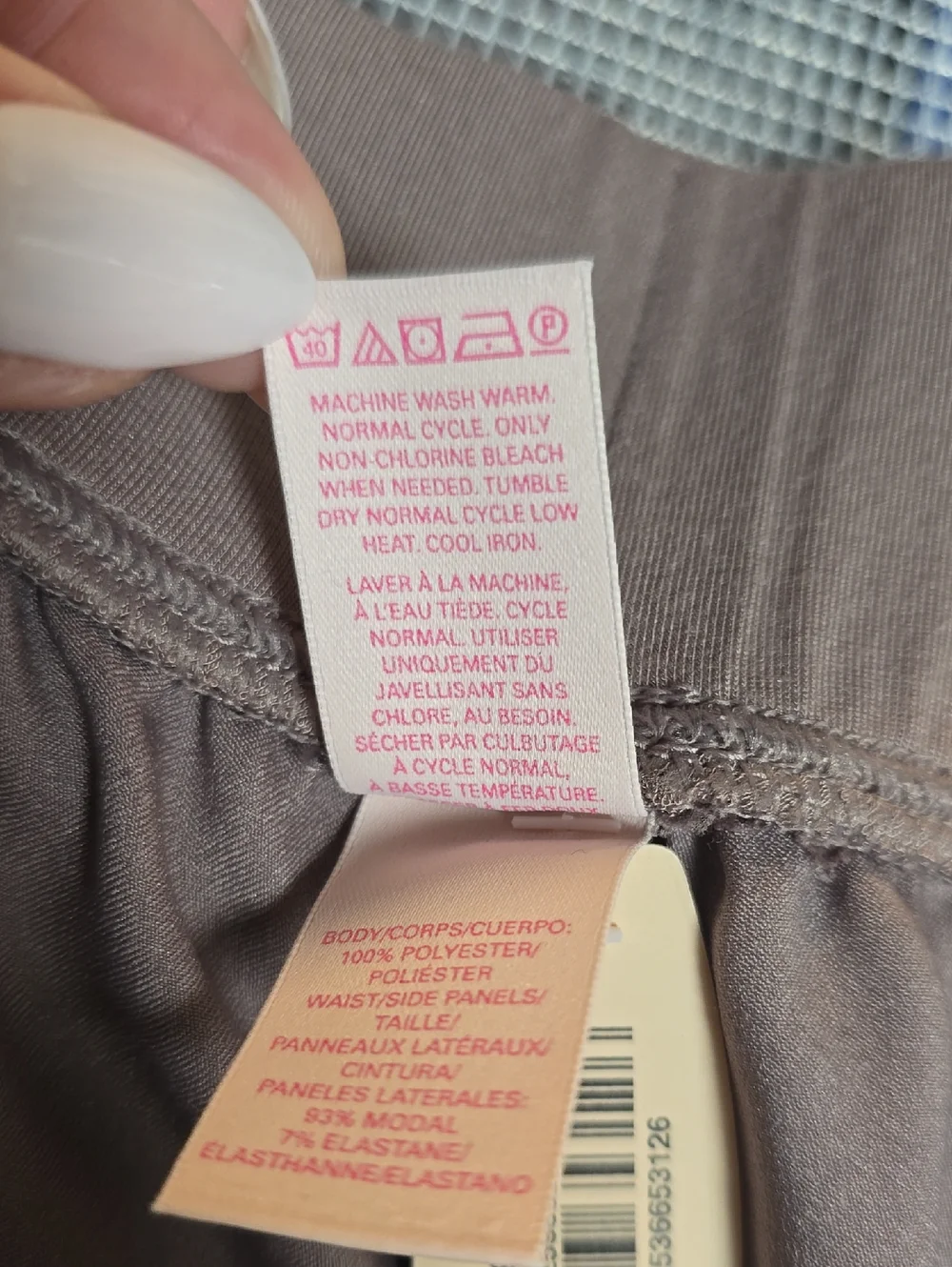 Victoria's Secret Satin Pull-On Pants NWT Size Medium